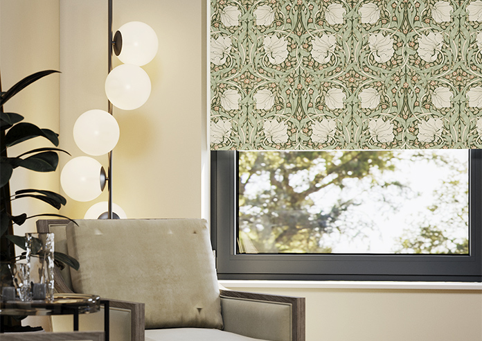 William Morris At Home Pimpernel, Nettle - Roller Blind - Image 5